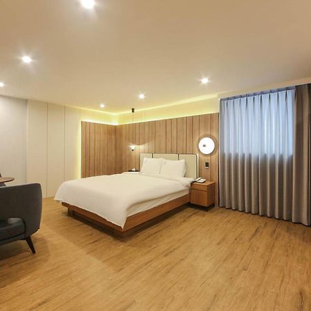 H Avenue Hotel In Gyeongju Exterior foto