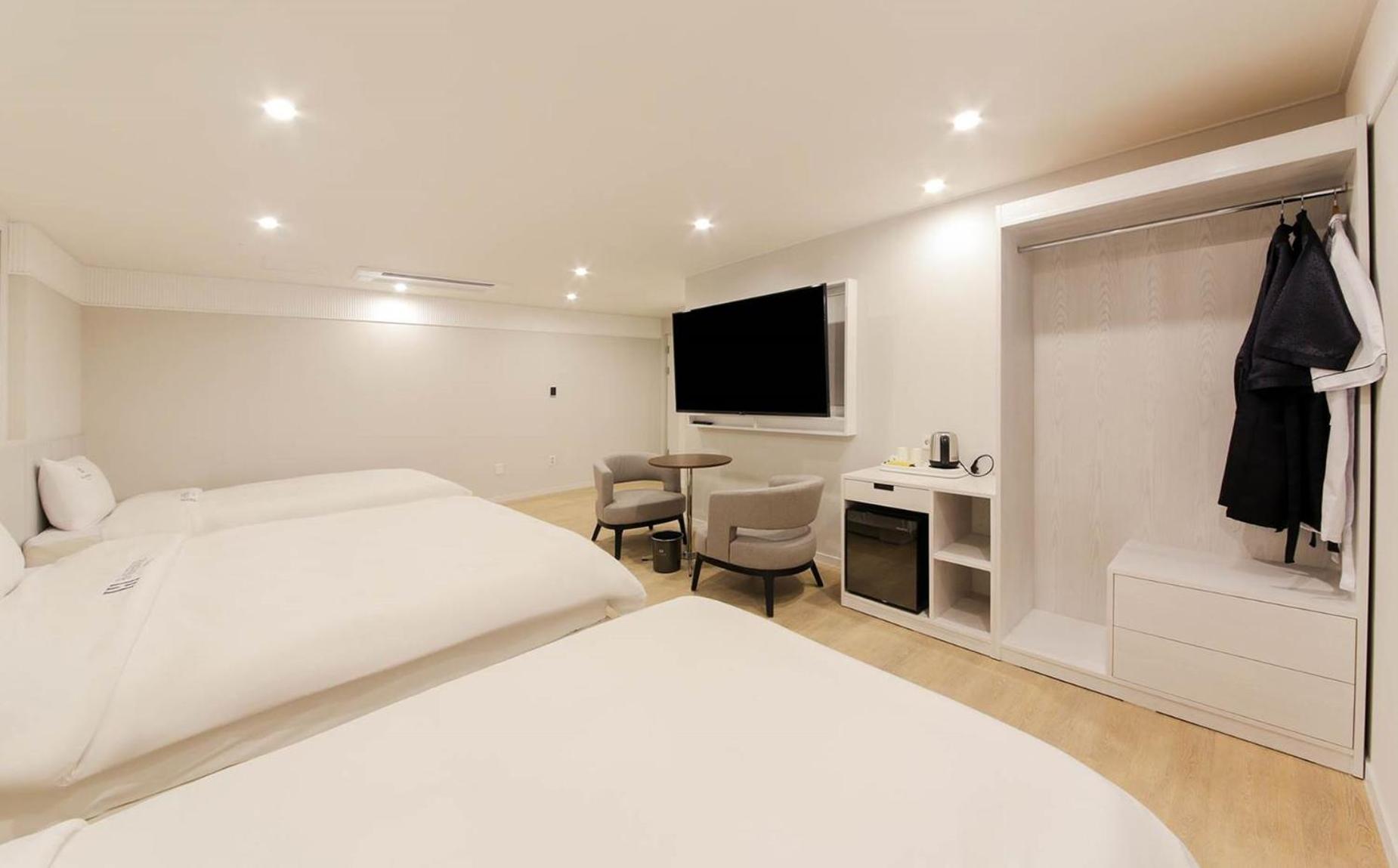 H Avenue Hotel In Gyeongju Exterior foto